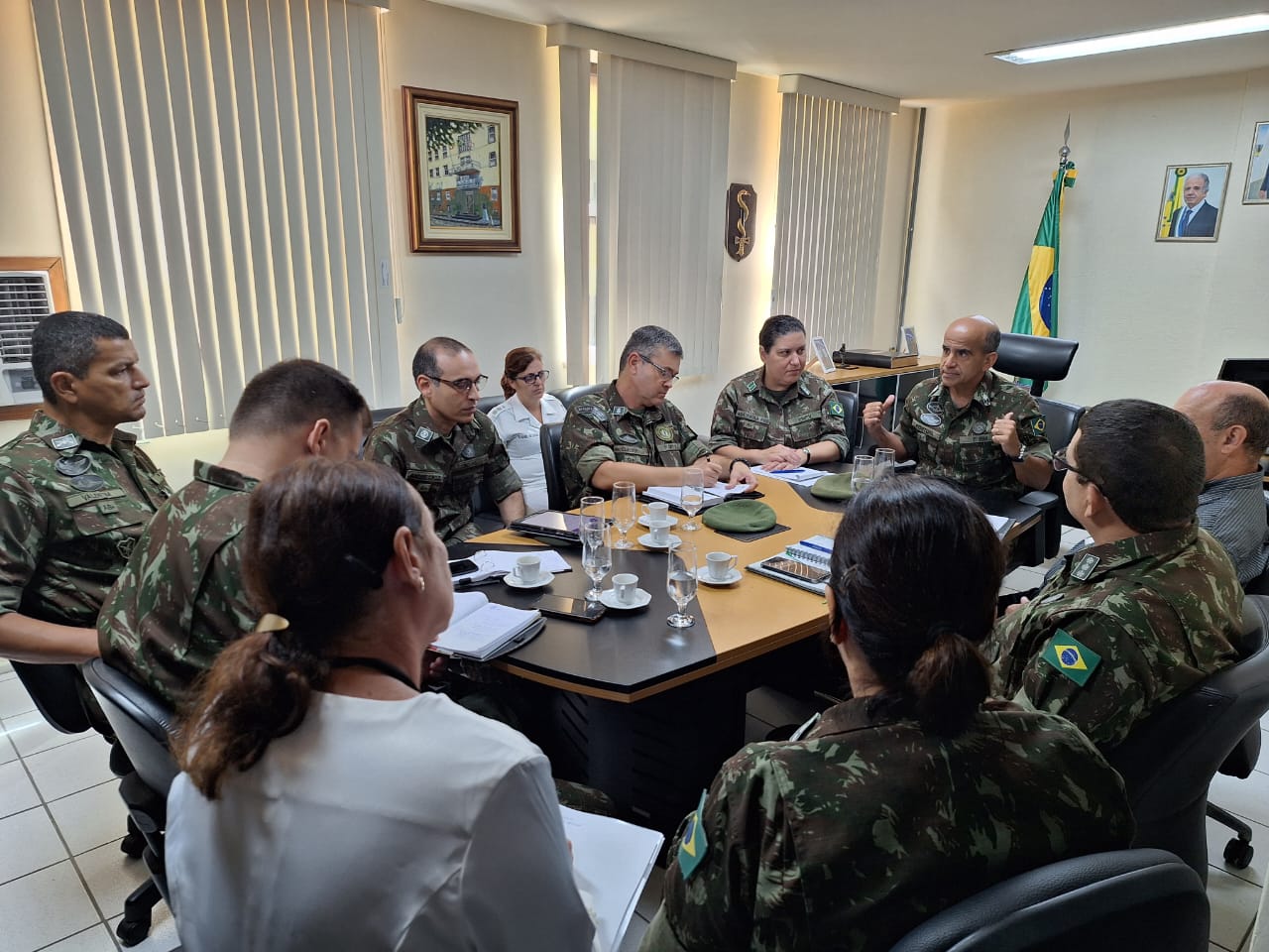 Comitiva da 1ª Região Militar visita as instalações da PMPV